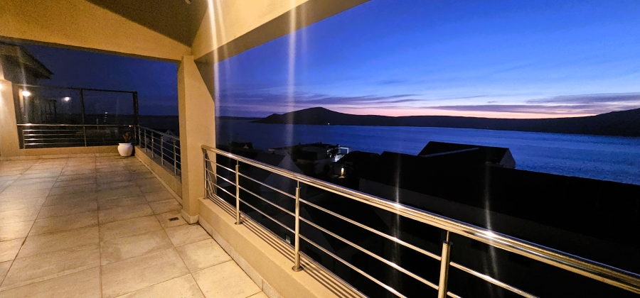 8 Bedroom Property for Sale in Myburgh Park Western Cape
